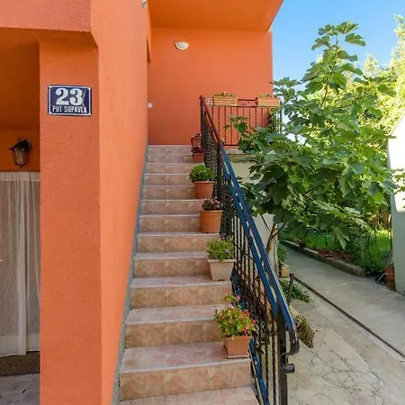 Marie Apartment